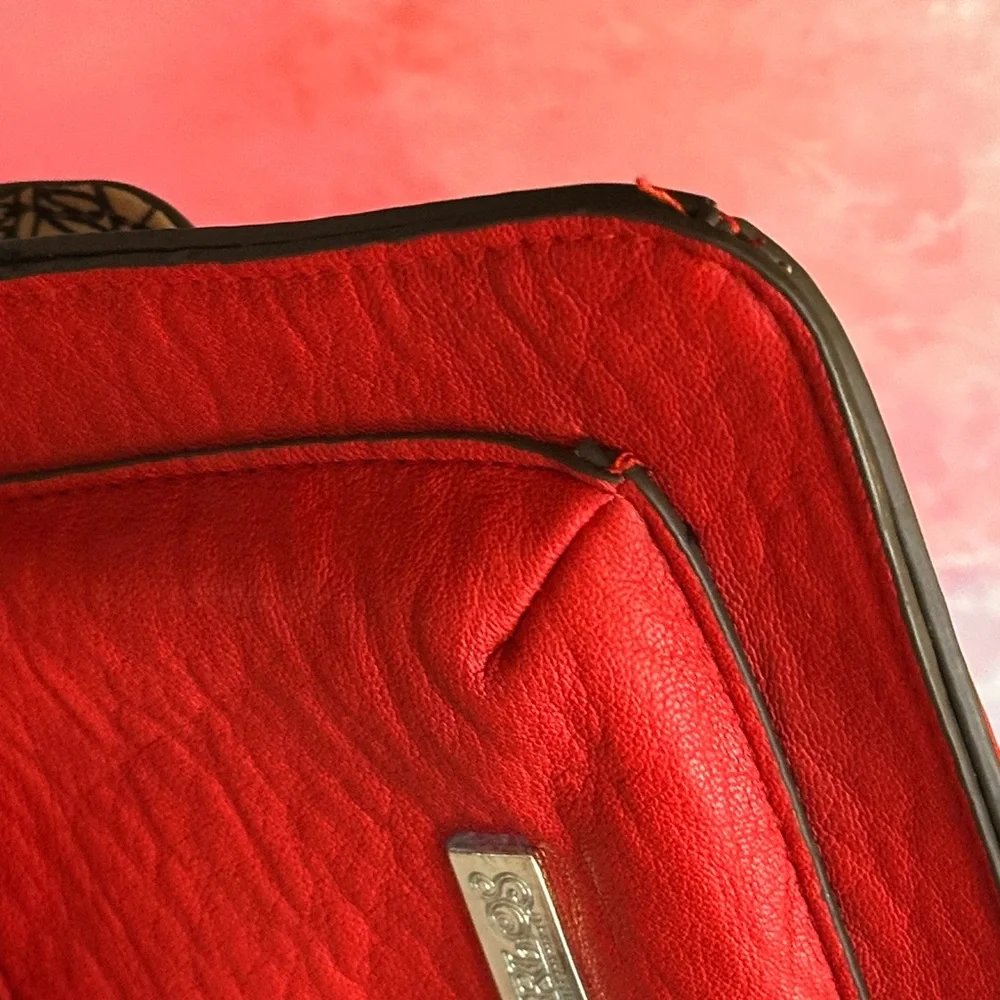 Carlos Santana Bold Red Crossbody Bag with Lion - Picture 13 of 17